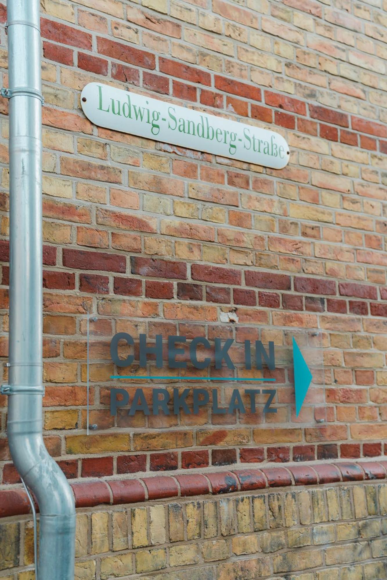 H24 Hotel Apartments Eberswalde Eksteriør billede